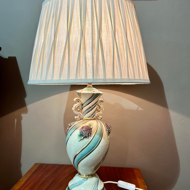 Large lamp with green urn vase porcelain base and cream shade: R3,000