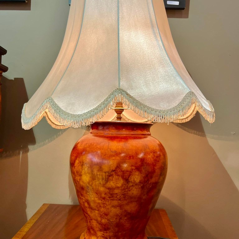 Large lamp with brown ceramic vase base and silk cream shade with fringed scalloped edging: R2,000