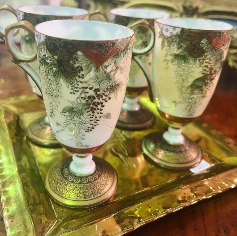 Set of 4 Japanese satsuma cups