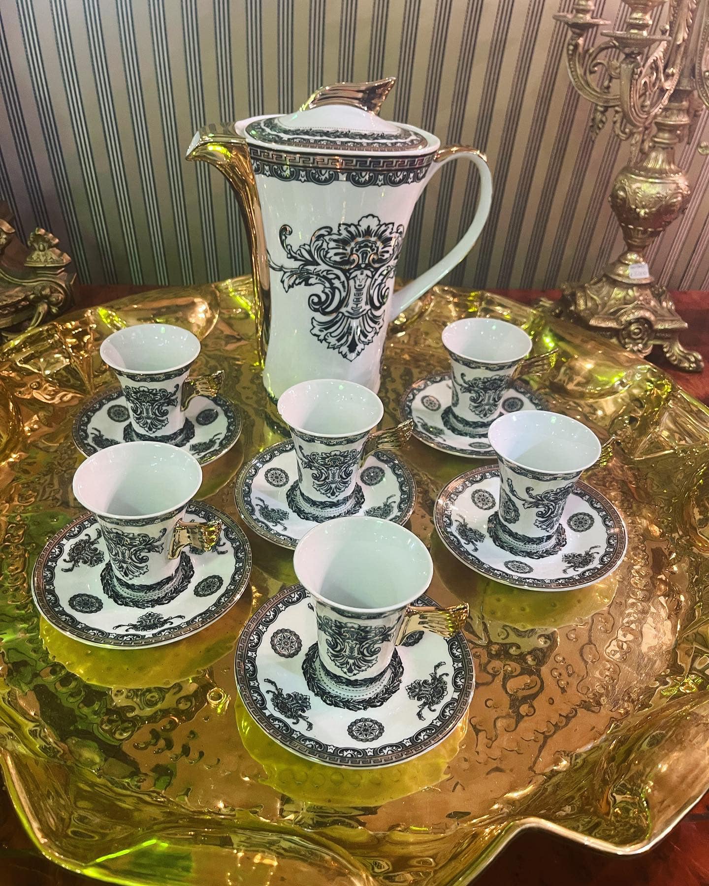 Versace meets Rosenthal 13-piece tea set - SOLD