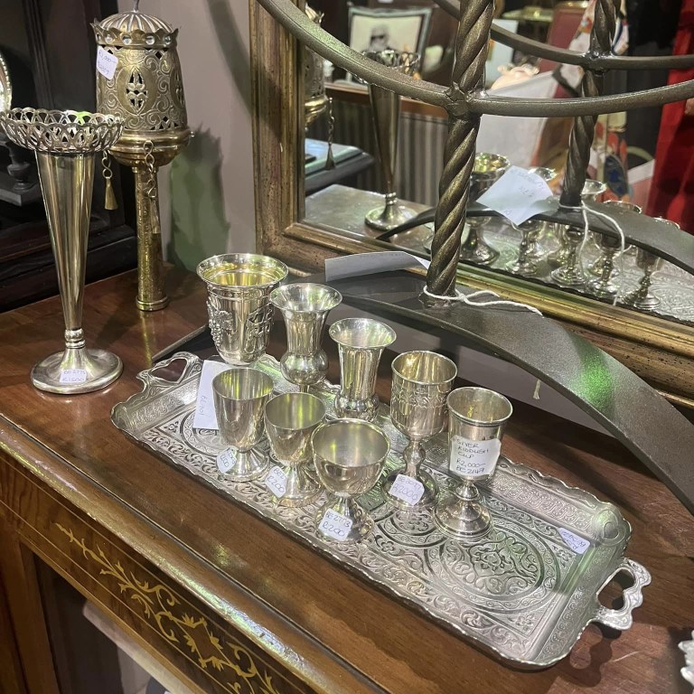 Silver kiddush cups