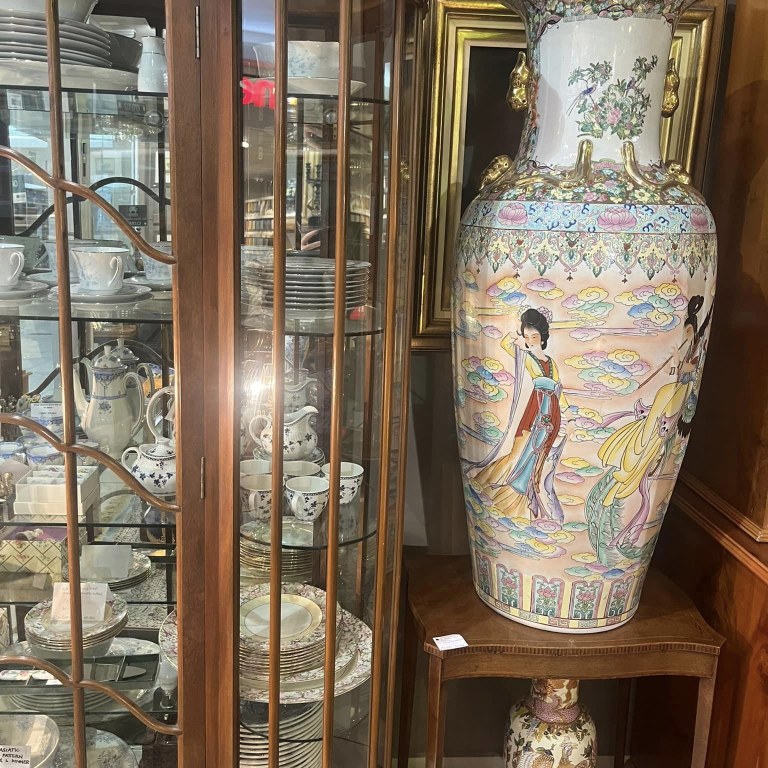 Collection of Chinese porcelain vases