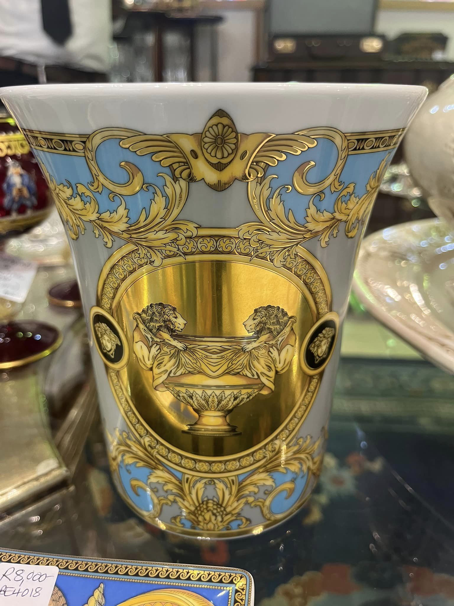 VERSACE PRESTIGE 'GALE LE BLEU' VASE, IN THE ORIGINAL PACKAGING, HEIGHT 18CM