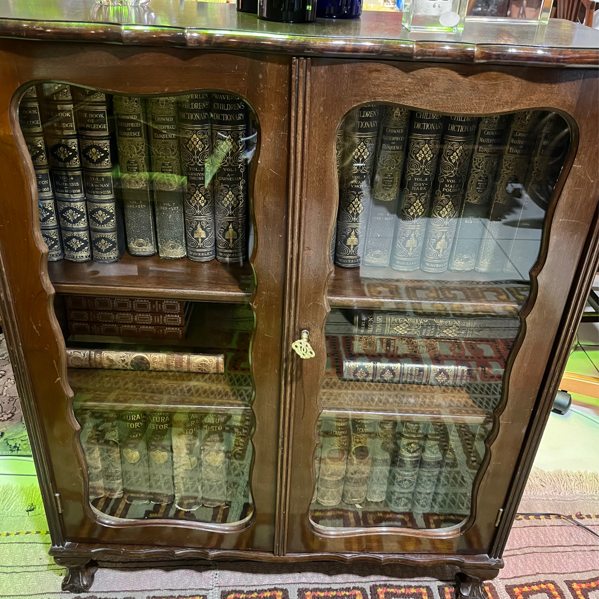 Imbuia ball & claw display cabinet: R12,000