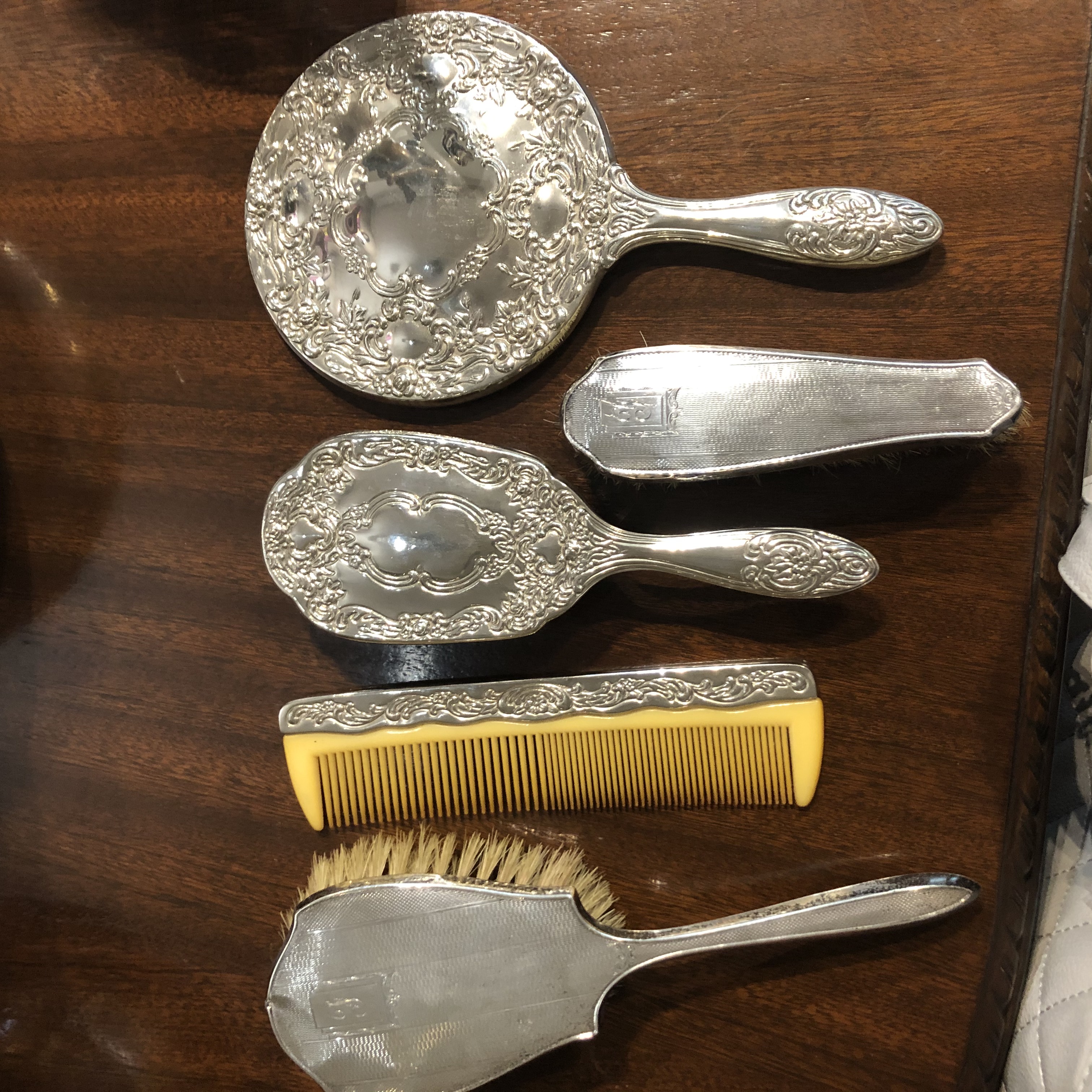 BIRMINGHAM SILVER GROOMING SET - EARLY 20TH CENTURY