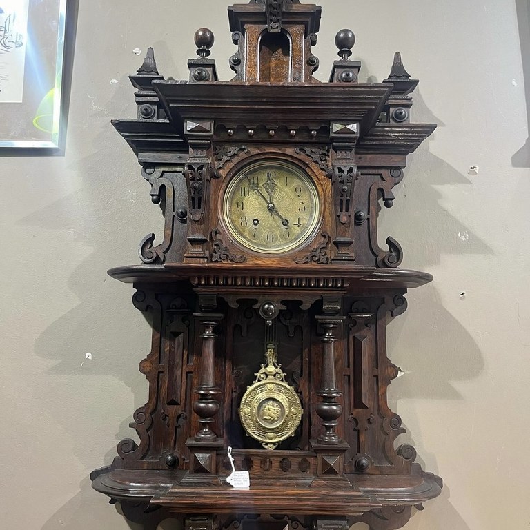 Lenzkirch balcony clock, Black Forest solid oak heavily hand carved, circa mid-1800s, fully serviced and restored
