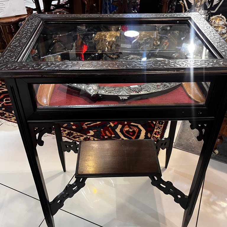 Edwardian Chippendale Revival Ebonised Bijouterie Table: R25,000
