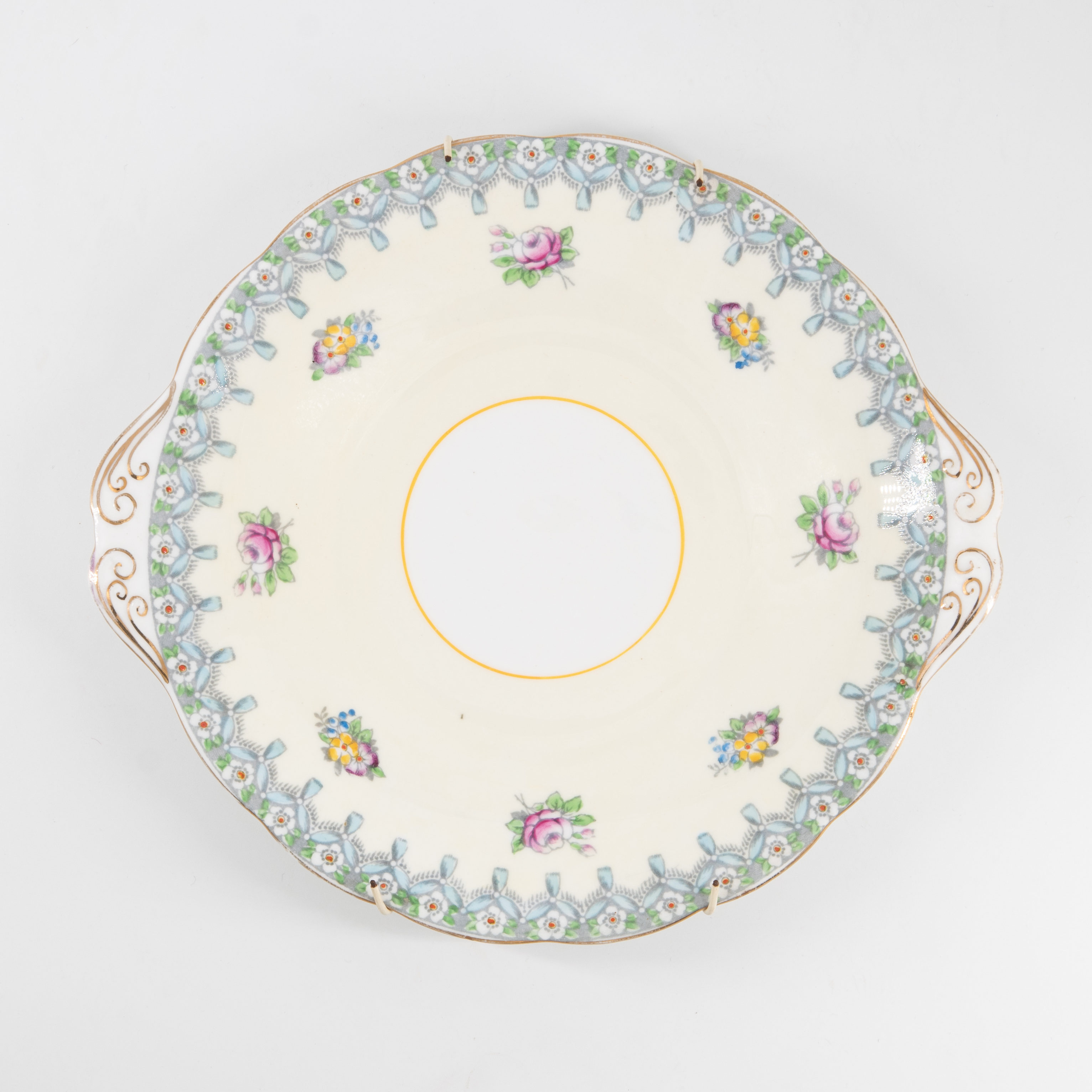 Royal Albert Torquay multicolour floral scallop dish: R300