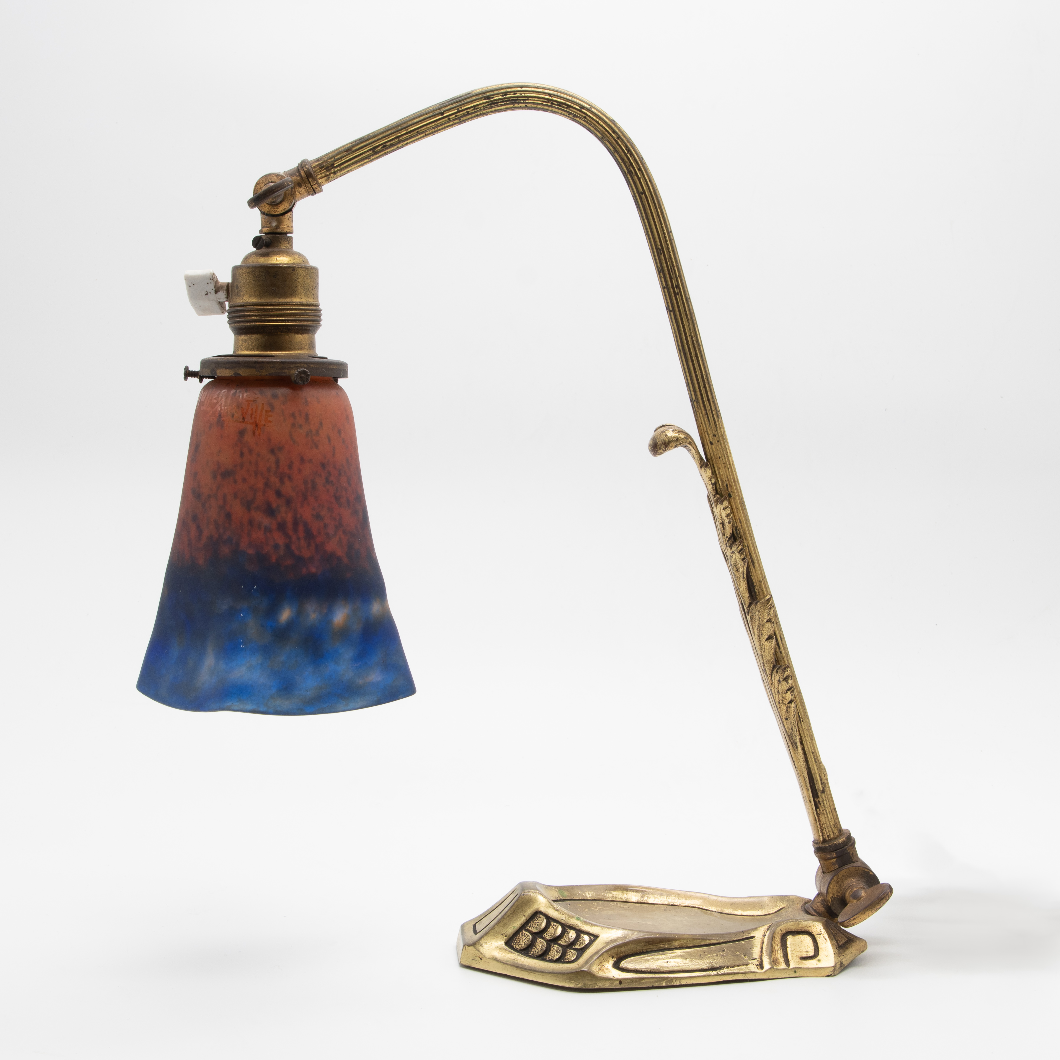 Müller Frères Art Deco lamp with brass base and crafted glass shade: R20,000