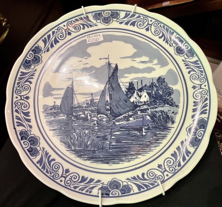 Delft blue and white sailboat plate: R250