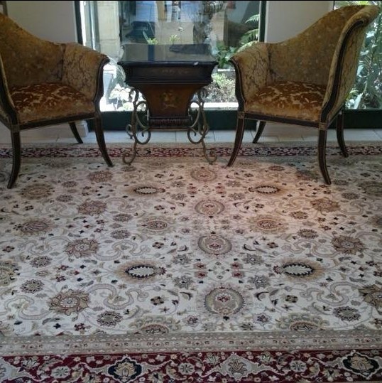 No 276 Carpet Description: Silk and wool Agra