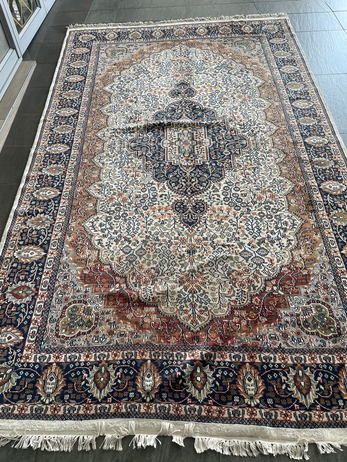 Kesmiri 263x170: R16,999