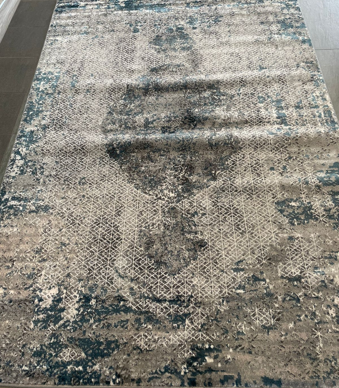 Modern 230x160: R6,999