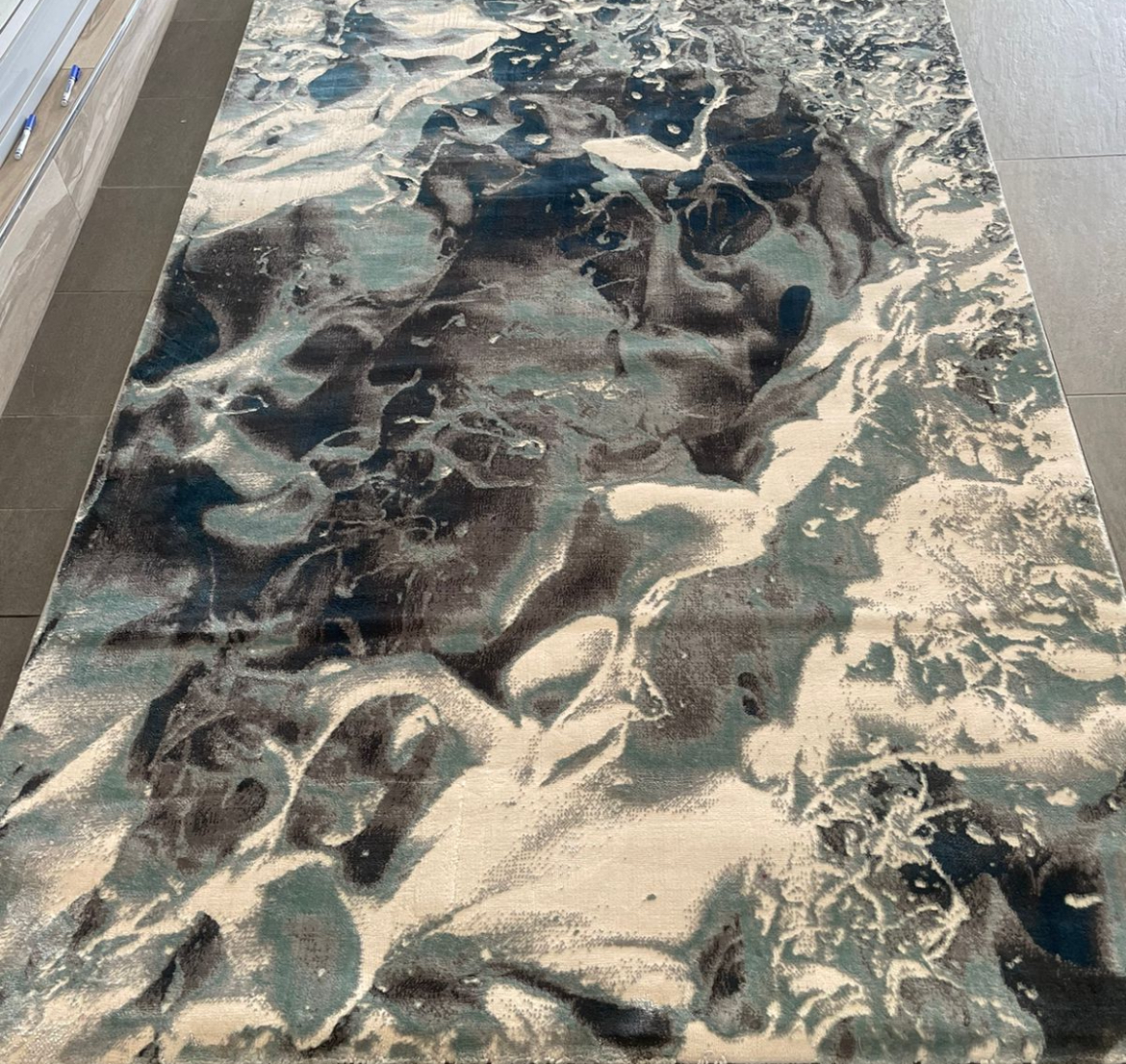 Modern 230x155: R6,999