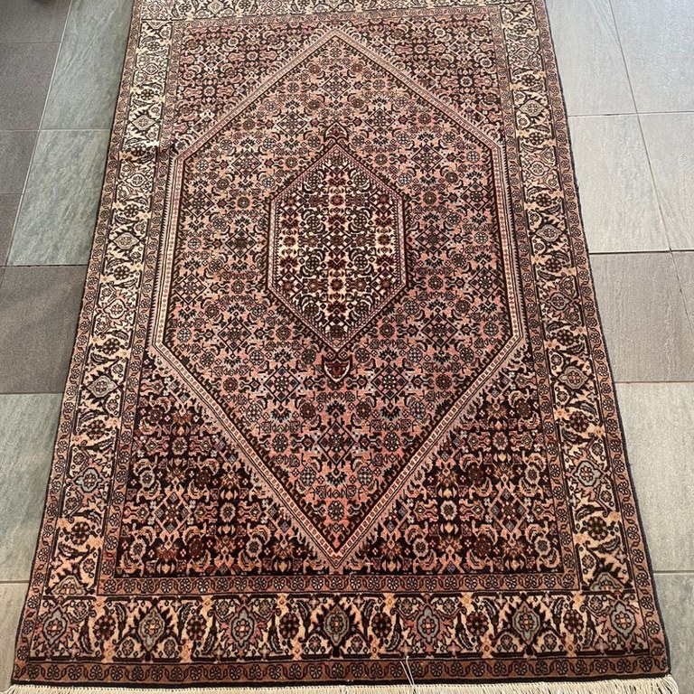 Bijar 183x107: R4,999