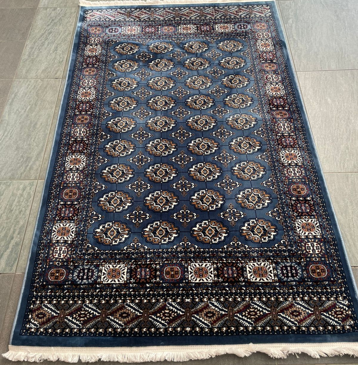 Classic 183x116: R2,999