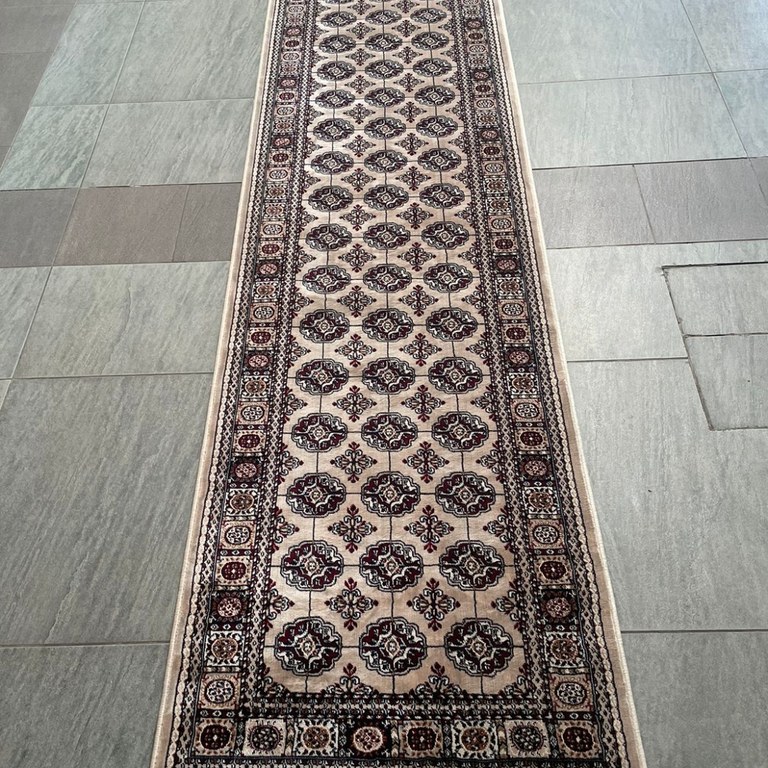 Classic 300x80: R3,999