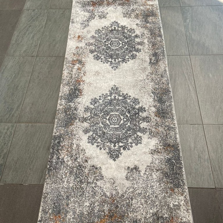 Modern 200x80: R2,999