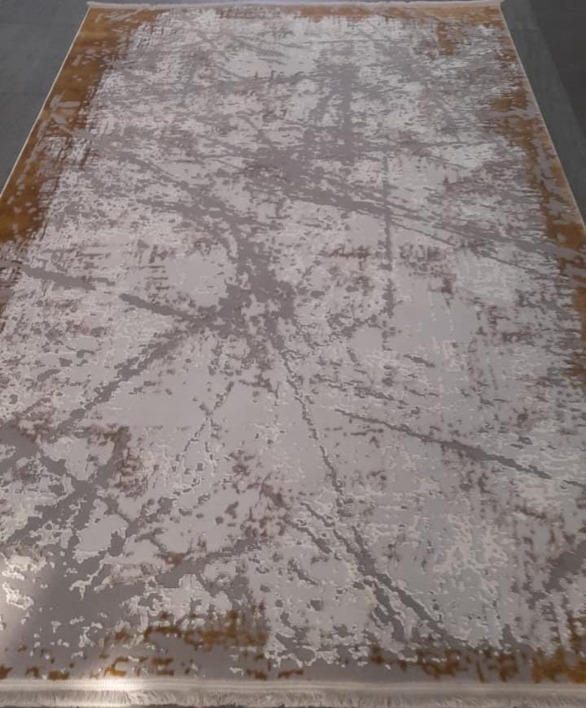 Modern 300x200: R14,999