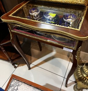 19th-Century French Rosewood Bijouterie Table