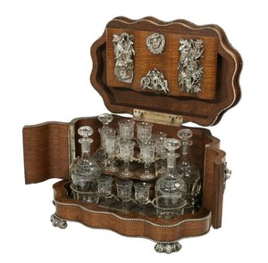 Impressive 19th century French Oak and Glass Cave a Liqueur