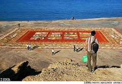 The largest sand carpet created by Iranian artists on the shores of the Persian Gulf in 2008