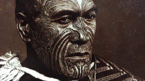 The facial tattoos of ap Maori warrior